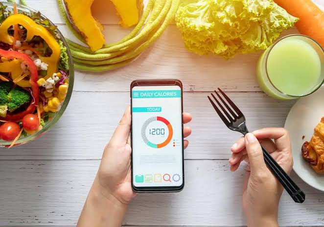 ¿Dietas digitales? Secretaría de Salud advierte nueva moda estética