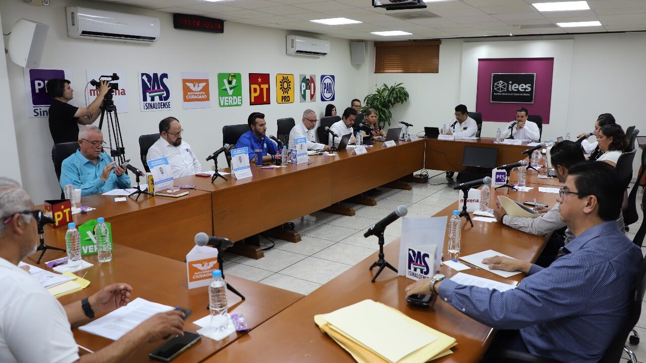 IEES aprueba candidaturas a diputaciones y ayuntamientos para proceso electoral 2023-2024