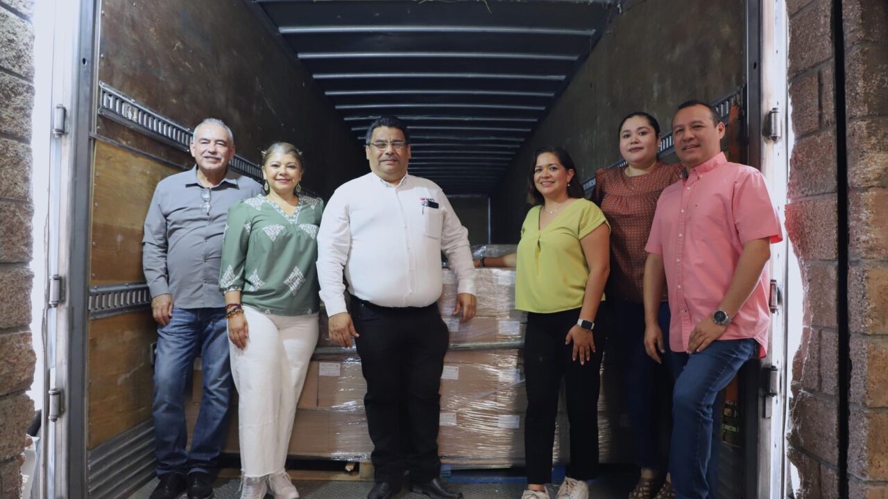 IEES Recibe y entrega paquetes electorales a Consejos Distritales