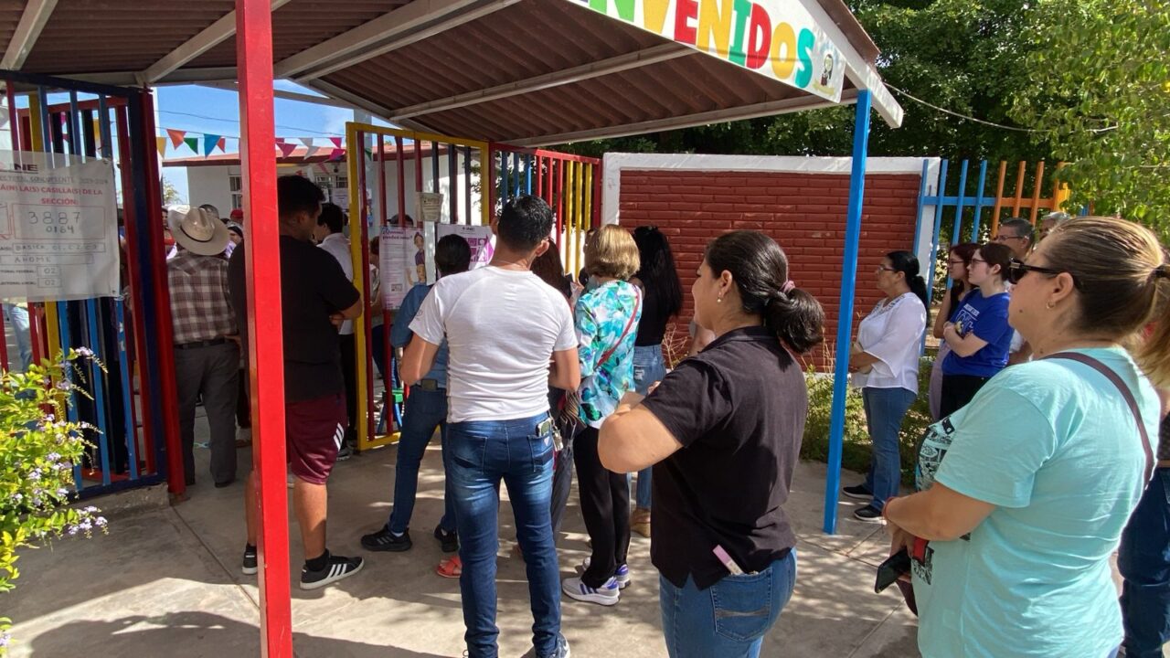 ¡Abren tarde! Reportan retraso en instalación de casillas 
