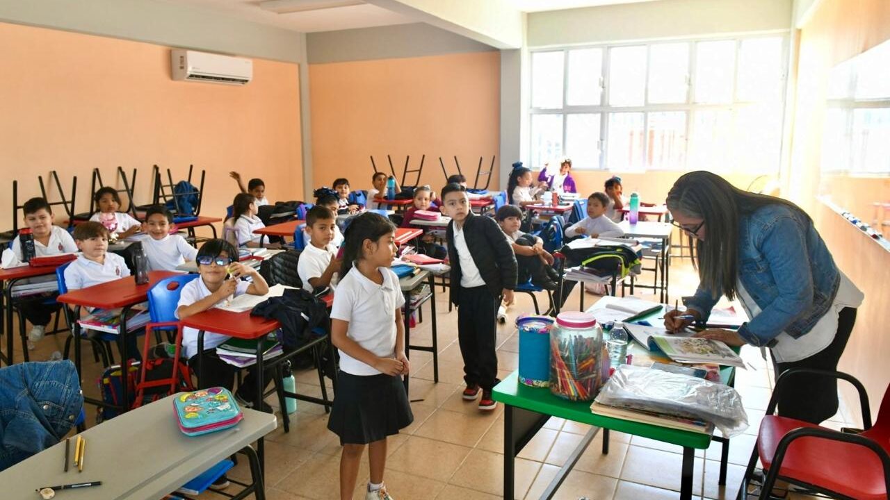 Más de 500 mil alumnos de educación básica salen de vacaciones