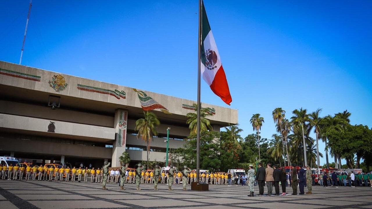 Conmemoran los sismos de 1985 y 2017, y el Día Nacional de Protección Civil