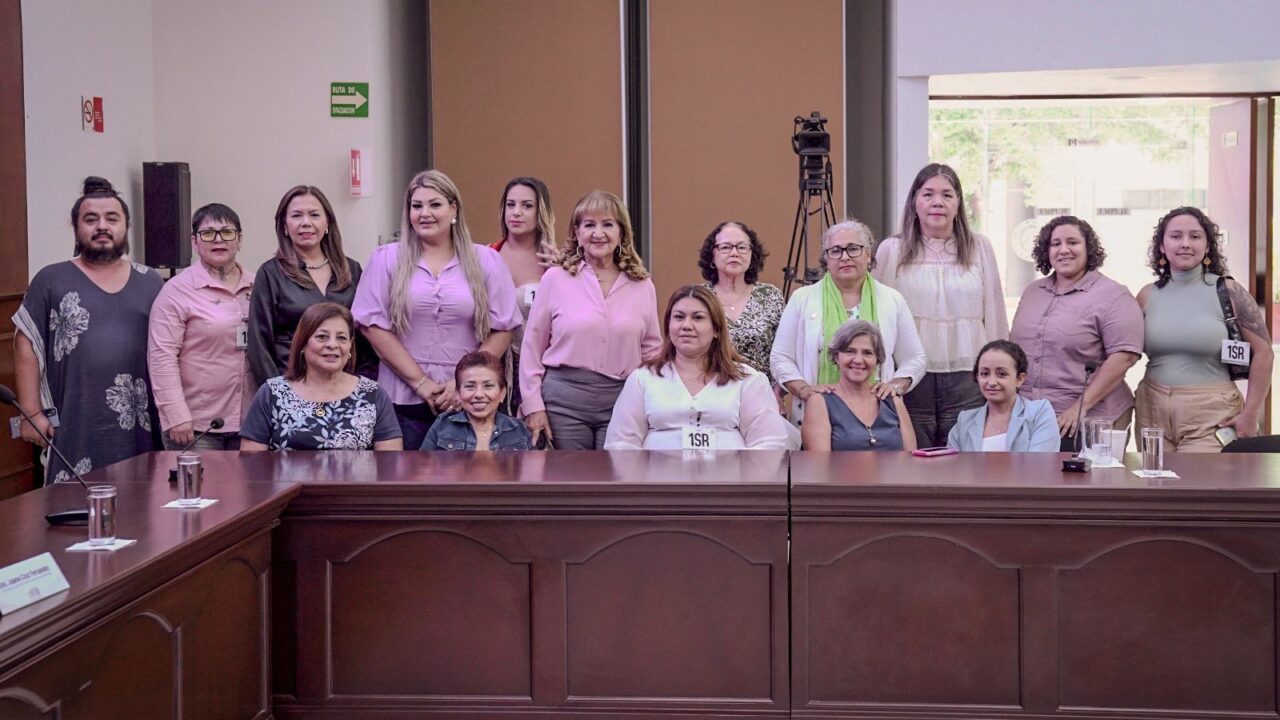 Aprueban en Comisión adiciones a leyes que garantizan permiso laboral para detección de cáncer