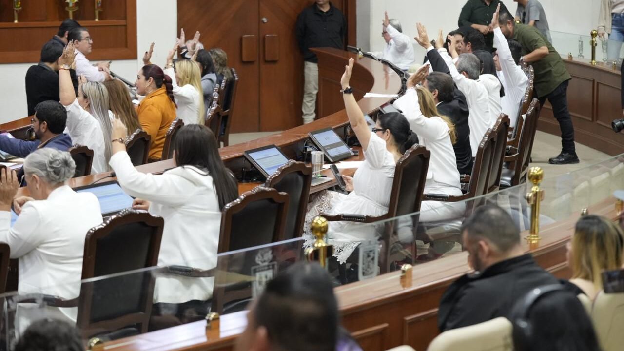 Congreso aprueba reforma que prohíbe comercialización de juguetes similares a armas