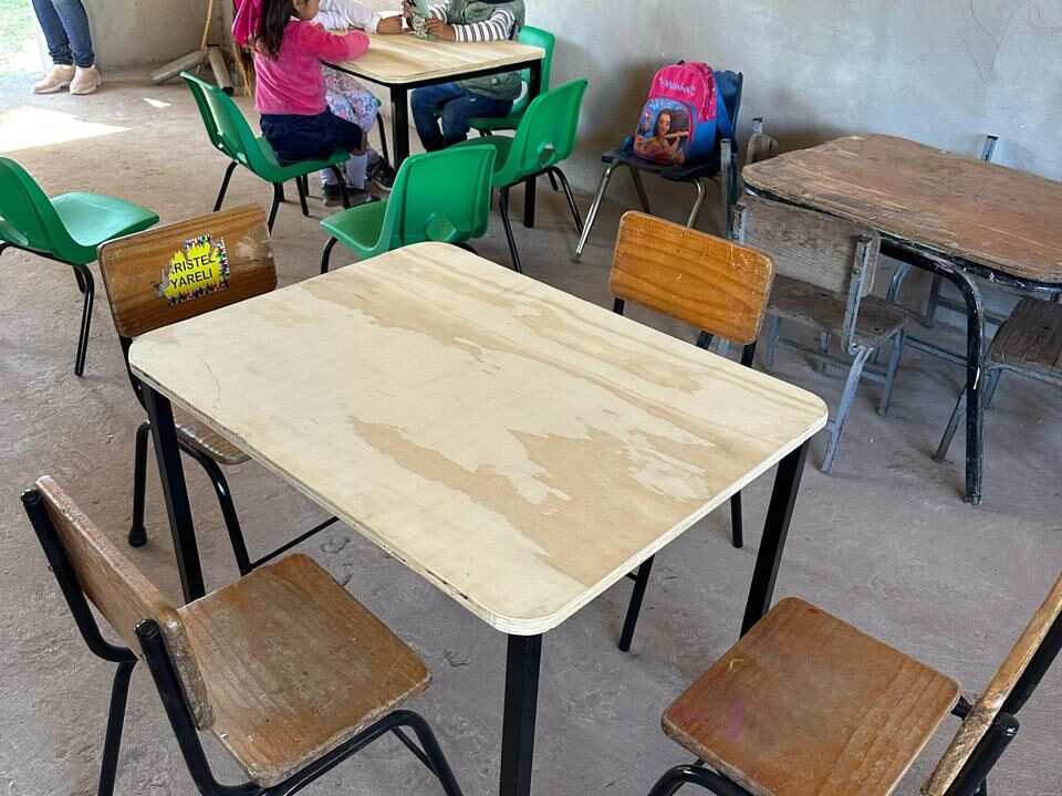 Centro de Educación Inicial Indígena de Goros Pueblo recibe mobiliario y material didáctico