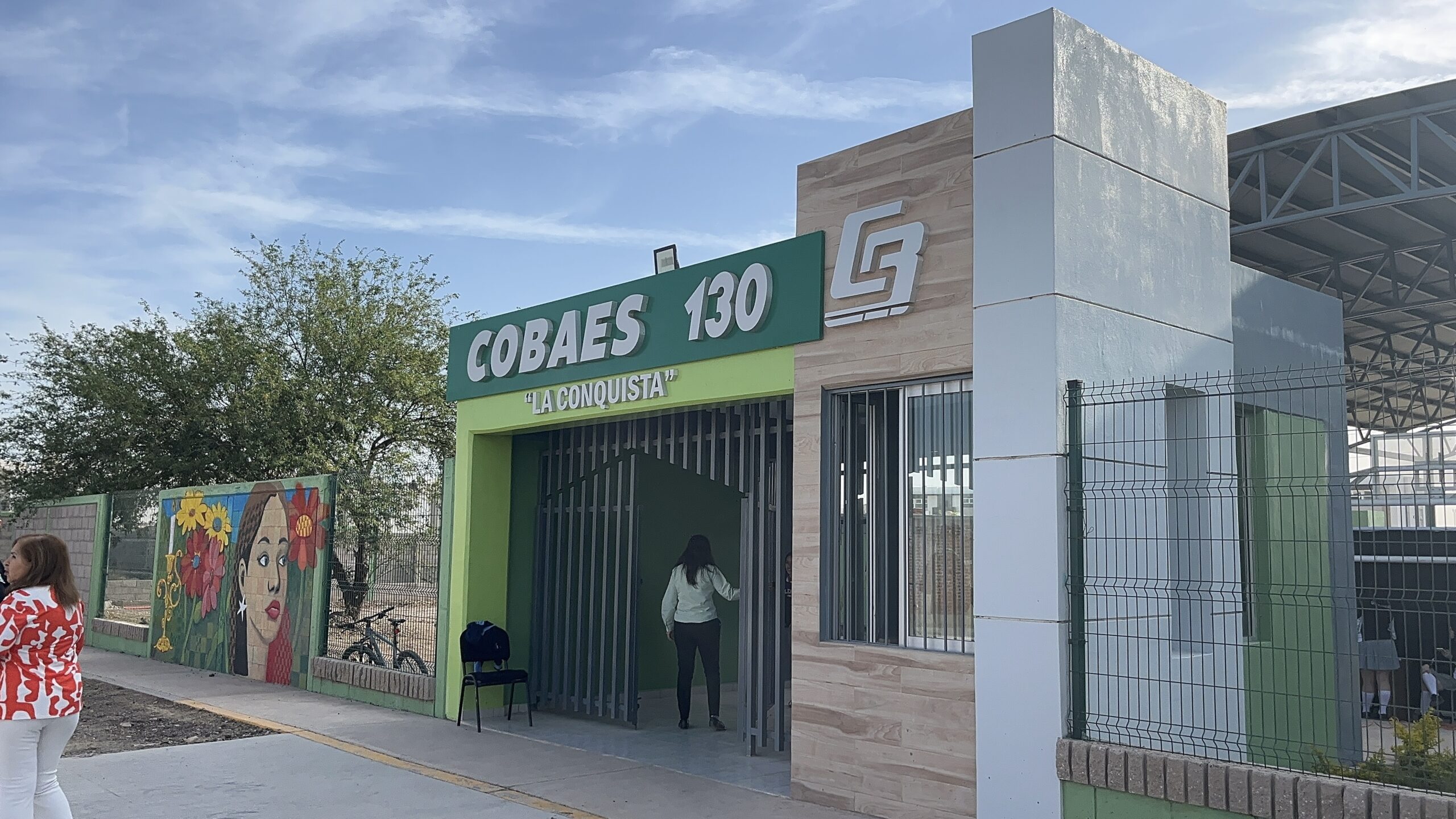 «Este será el año de las escuelas»: Rocha Moya anuncia ampliación del COBAES 130 en Culiacán