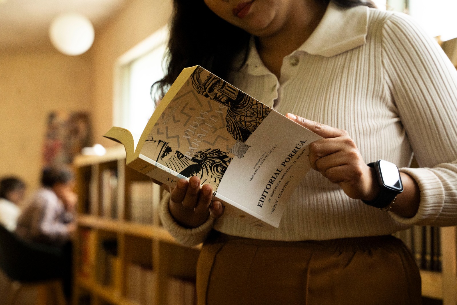 Aprovecha el acervo digital y bibliográfico que ofrece la Biblioteca del Botánico