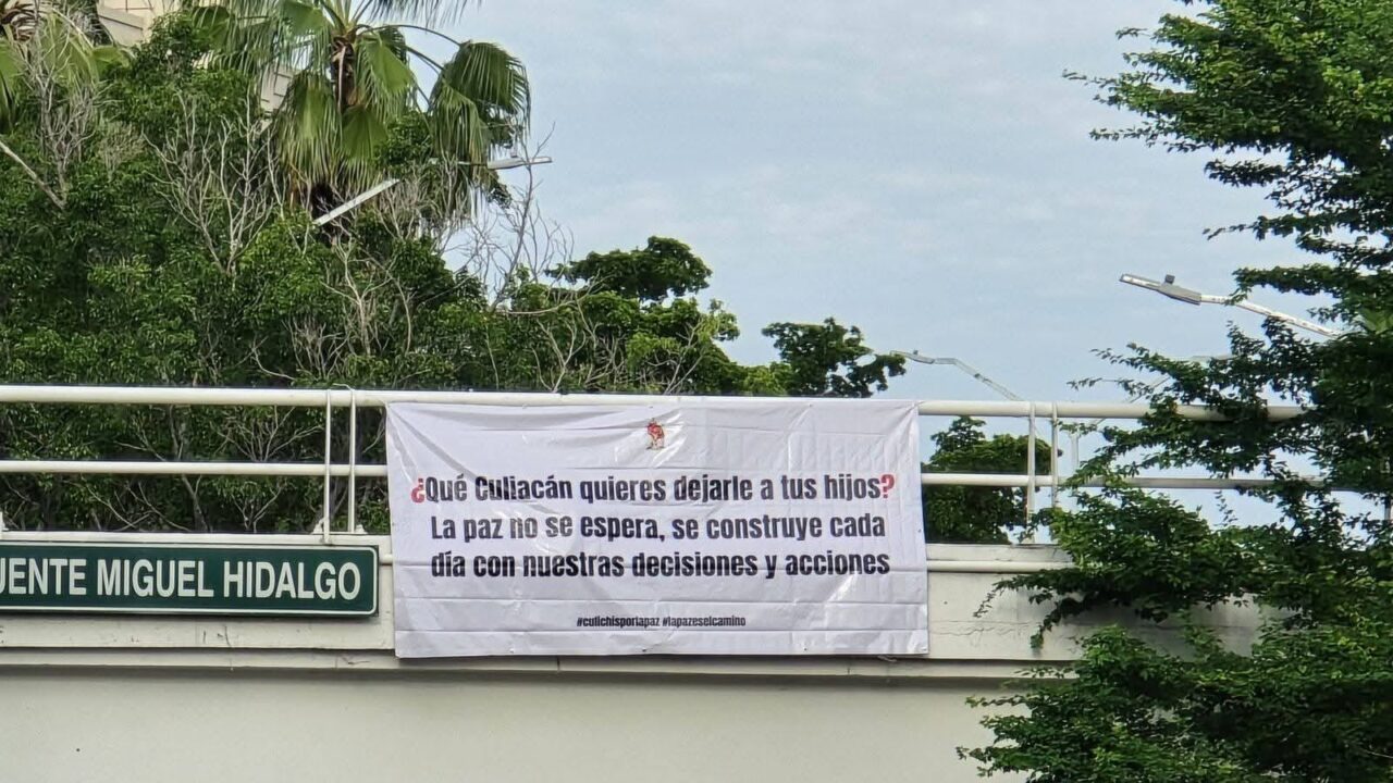 Culiacán amanece con “pazmantas”, el mensaje contrario a las narcomantas