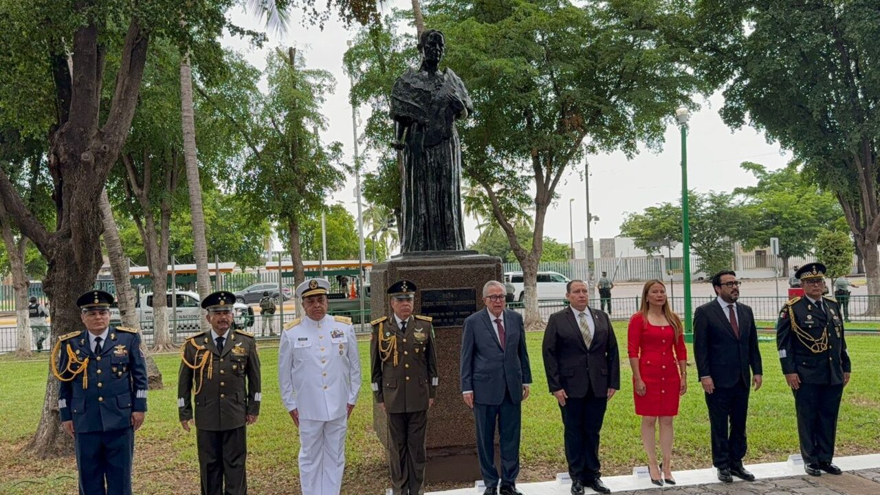 En Sinaloa se realiza la ceremonia por 215 aniversario del inicio de la guerra de Independencia