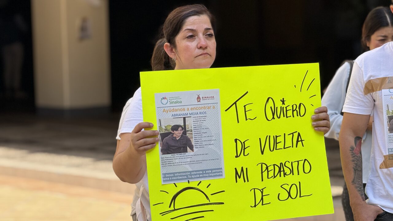 Familiares exigen regresen con vida a padre e hijo desaparecidos en Culiacán