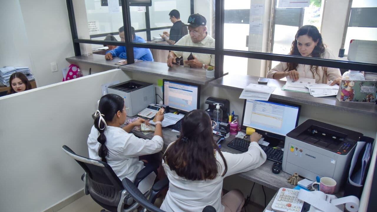 Ahome cierra noviembre con programas de descuentos históricos