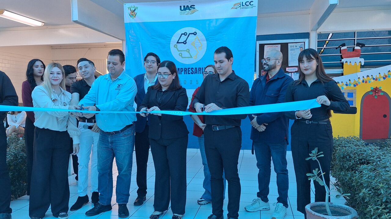 Estudiantes de comunicación de la UAS presentan la Feria Empresarial 2025