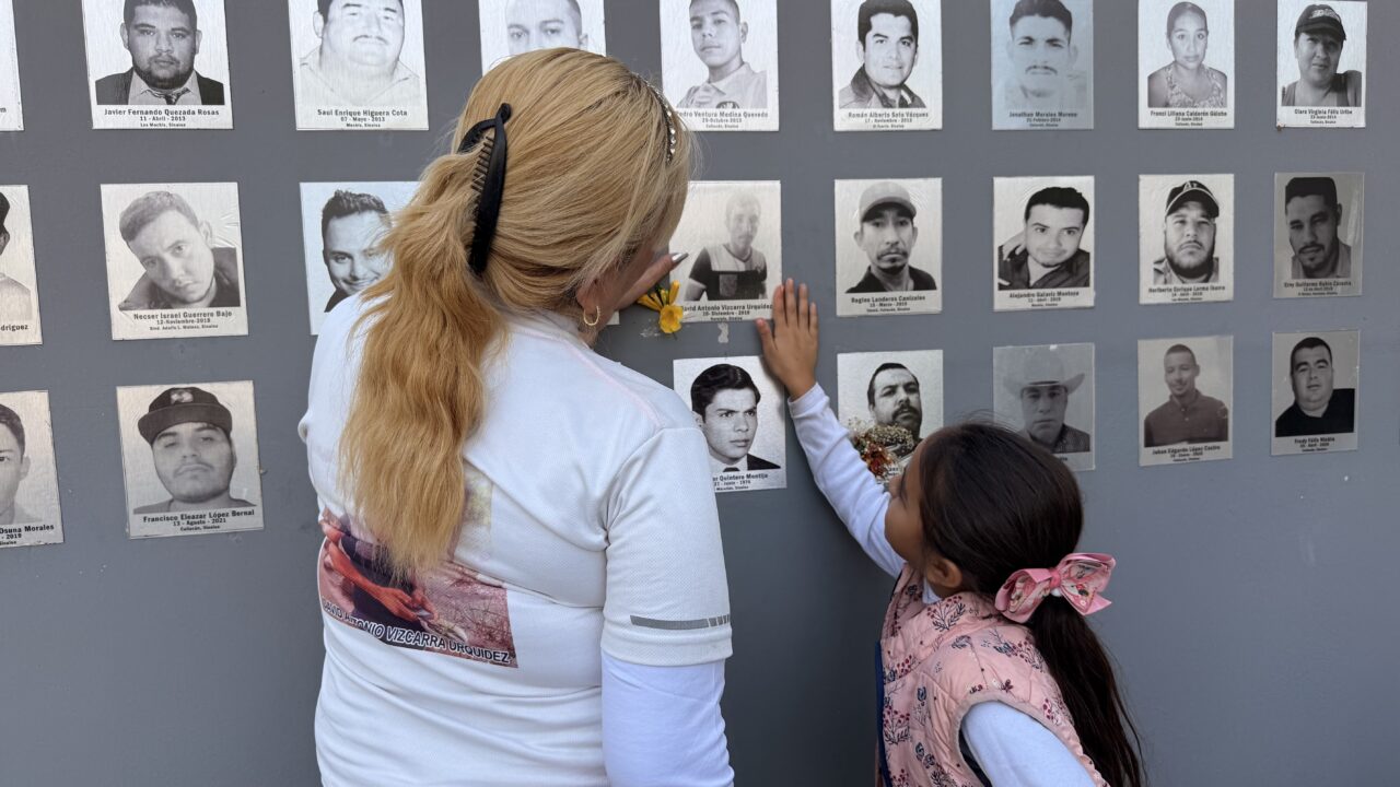 Sillas vacías en año nuevo; rastreadoras despiden el 2025 con brindis simbólico