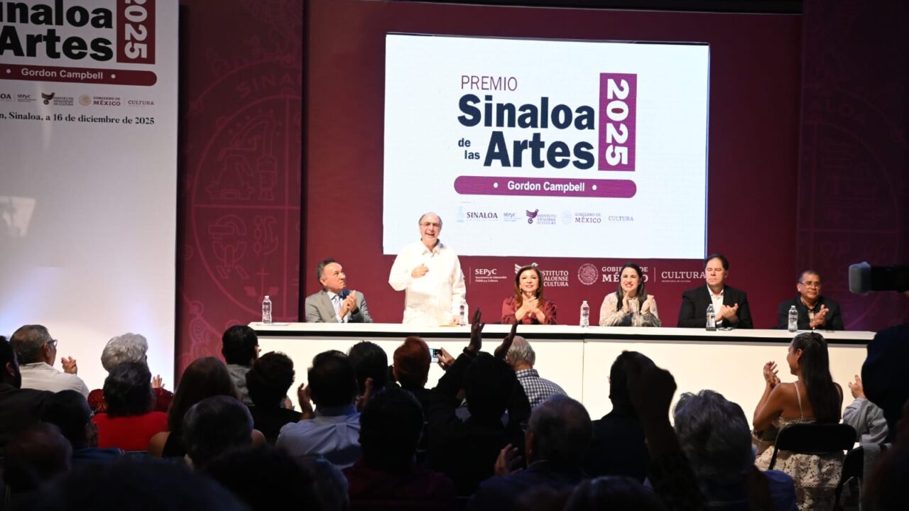 El maestro Gordon Campbell Premio Sinaloa de las Artes 2025