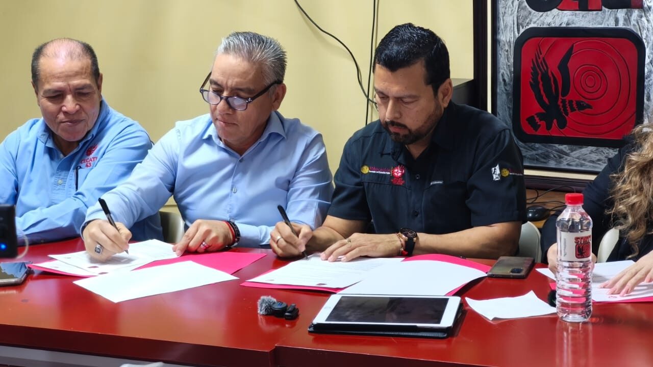 STIRTT y Cecati 43 formalizan convenio para la capacitación laboral y profesional