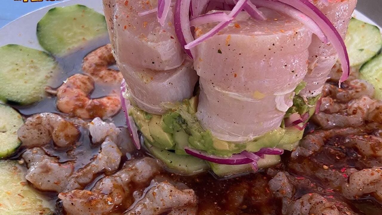 El Sazón de los Peñuelas: Convirtió una torre de mariscos en marca global