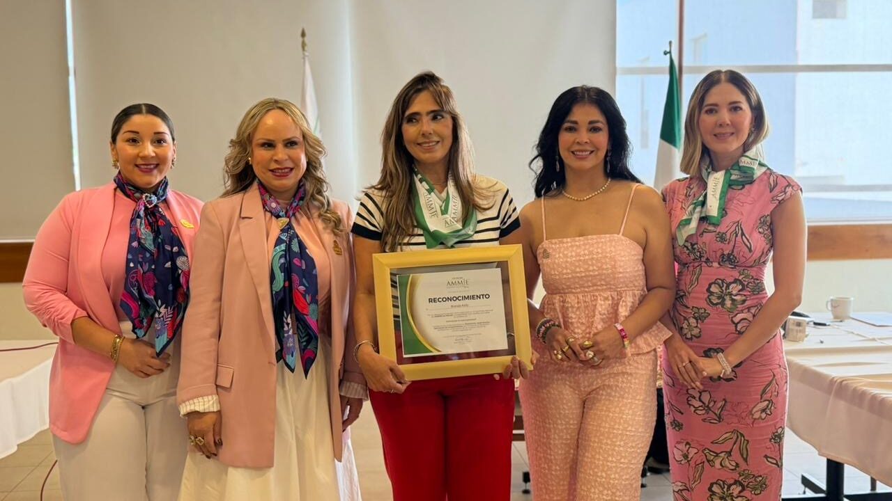 AMMJE impulsa el desarrollo personal y empresarial con la conferencia “Definiendo tu marca personal”
