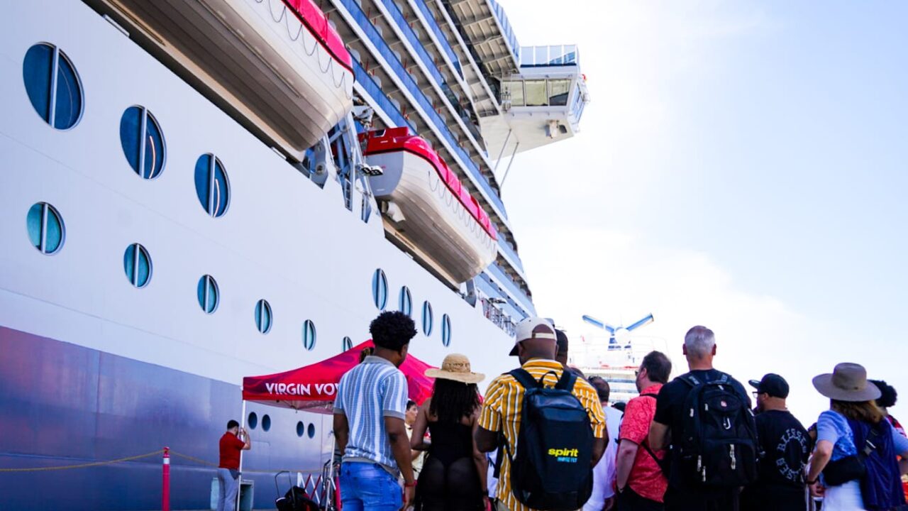 Recibe Mazatlán por primera vez al crucero Brilliant Lady