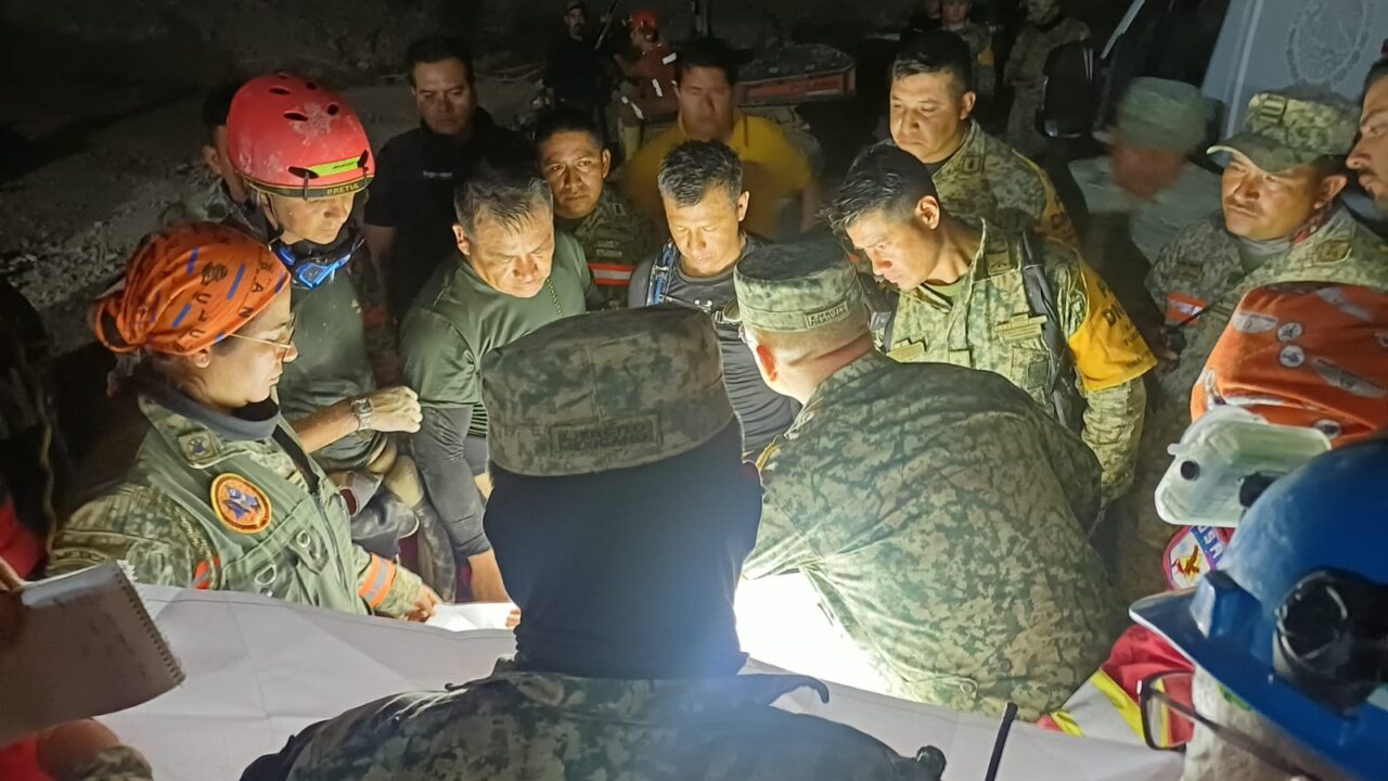 Autoridades confirman identidad de trabajador y continúan las labores para rescatar al último minero