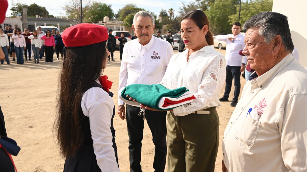 Con Honores a la Bandera Gobierno Municipal Conmemora Aniversario de la Batalla de Puebla