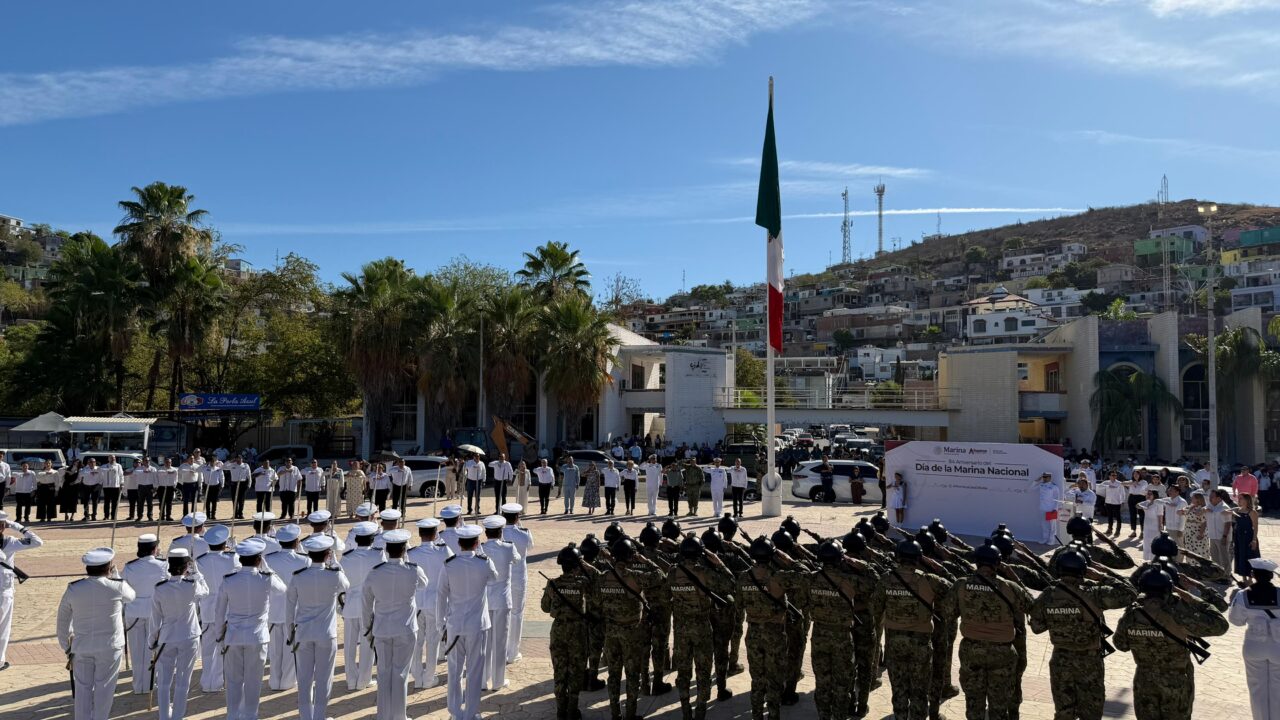Resalta Antonio Menéndez valentía, disciplina y compromiso de la MARINA y la gente de mar