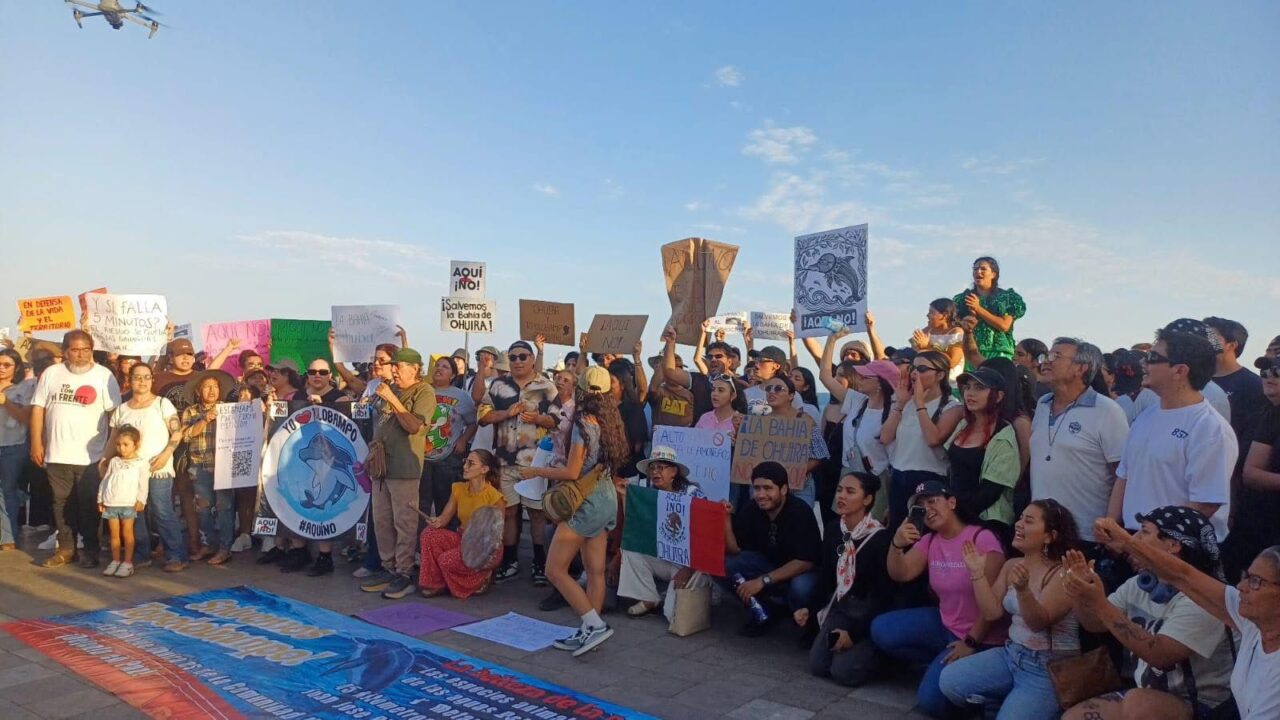 Mazatlecos se suman a la defensa de Topolobampo y protestan contra la planta de amoníaco