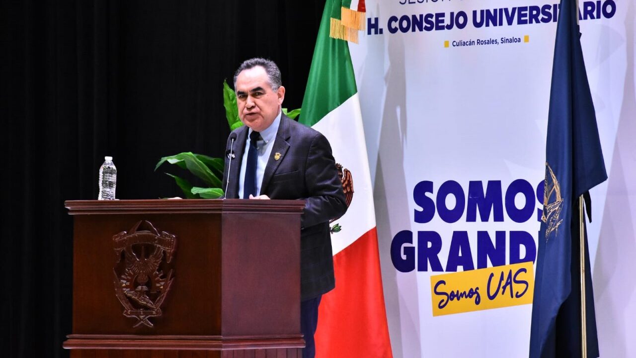 El Rector Jesús Madueña informa al H. Consejo Universitario avances en preinscripciones y logros de la comunidad rosalina en ciencia