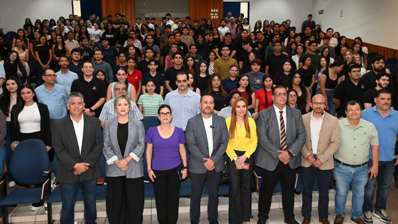 Inaugura la Facultad de Derecho de la UAS el 1er. Foro sobre Estudios del Derecho Parlamentario; diputados y académicos analizan retos legislativos