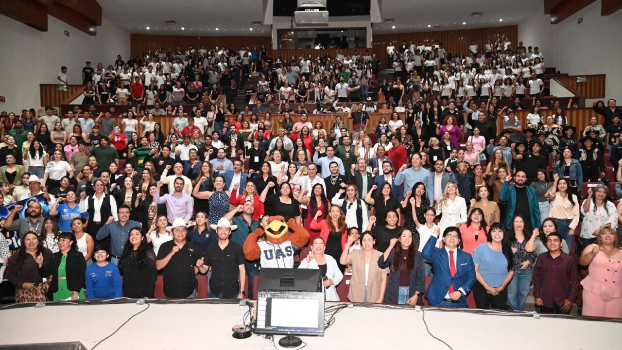 Encabeza el Rector Jesús Madueña la culminación del exitoso Segundo Concurso Estatal “Brillando con la UAS: Visión 2029”, en el marco del FIUC 2026