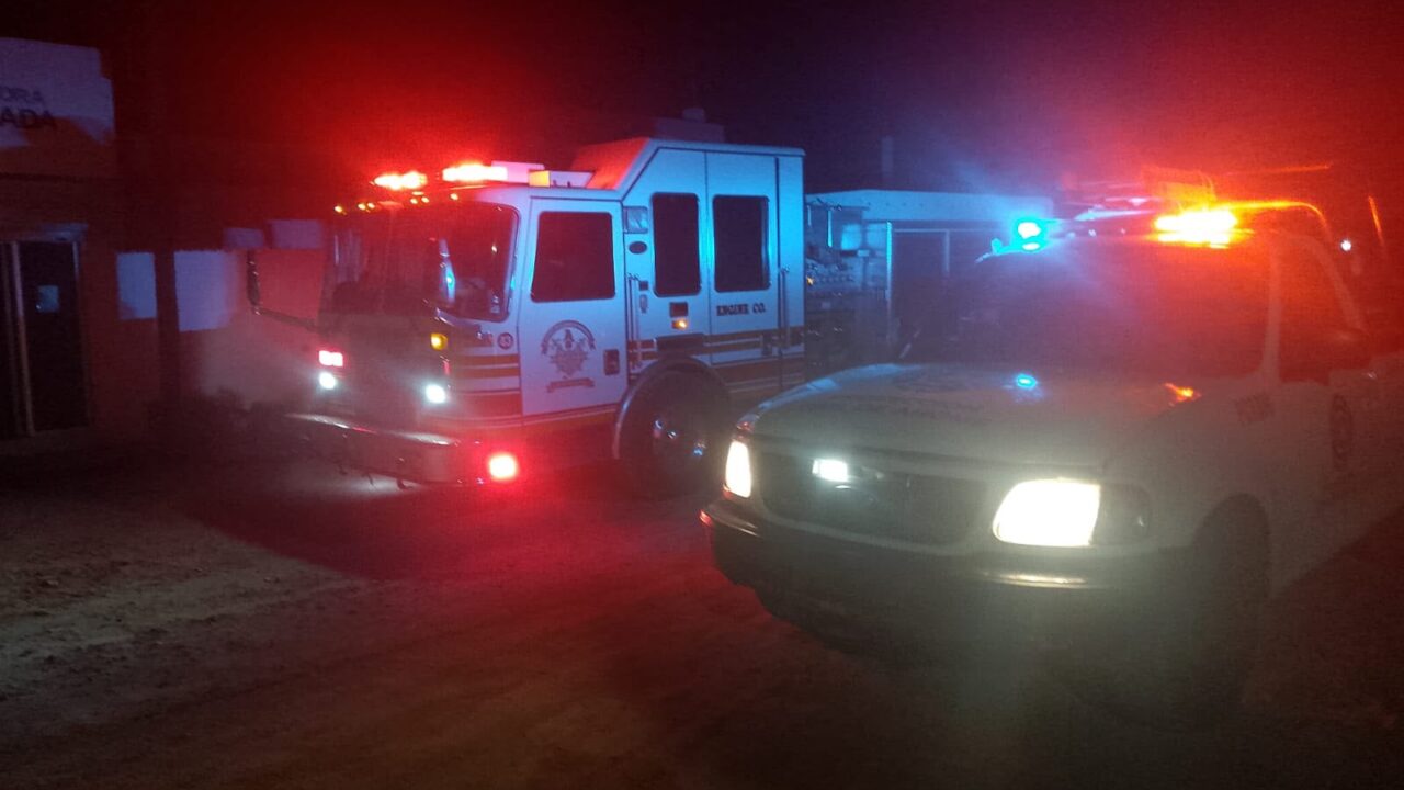 Incendio en purificadora del ejido Flores Magón deja solo daños materiales