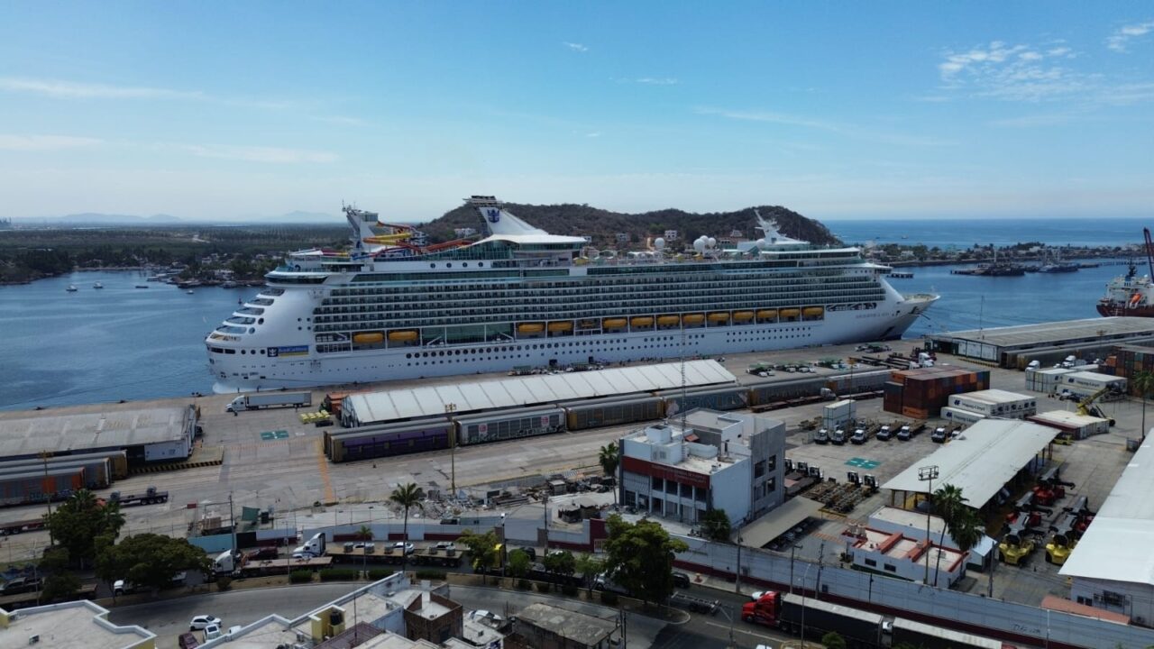 Mazatlán recibe a más de 300 mil cruceristas en los primeros siete meses de 2026