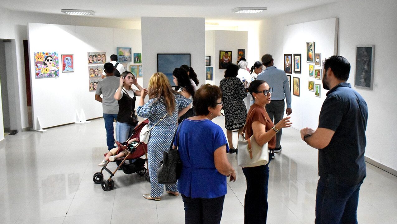Evocaciones 2 refleja el crecimiento artístico de los alumnos del taller de pintura de la Biblioteca Pública Lore V. de De La Vega
