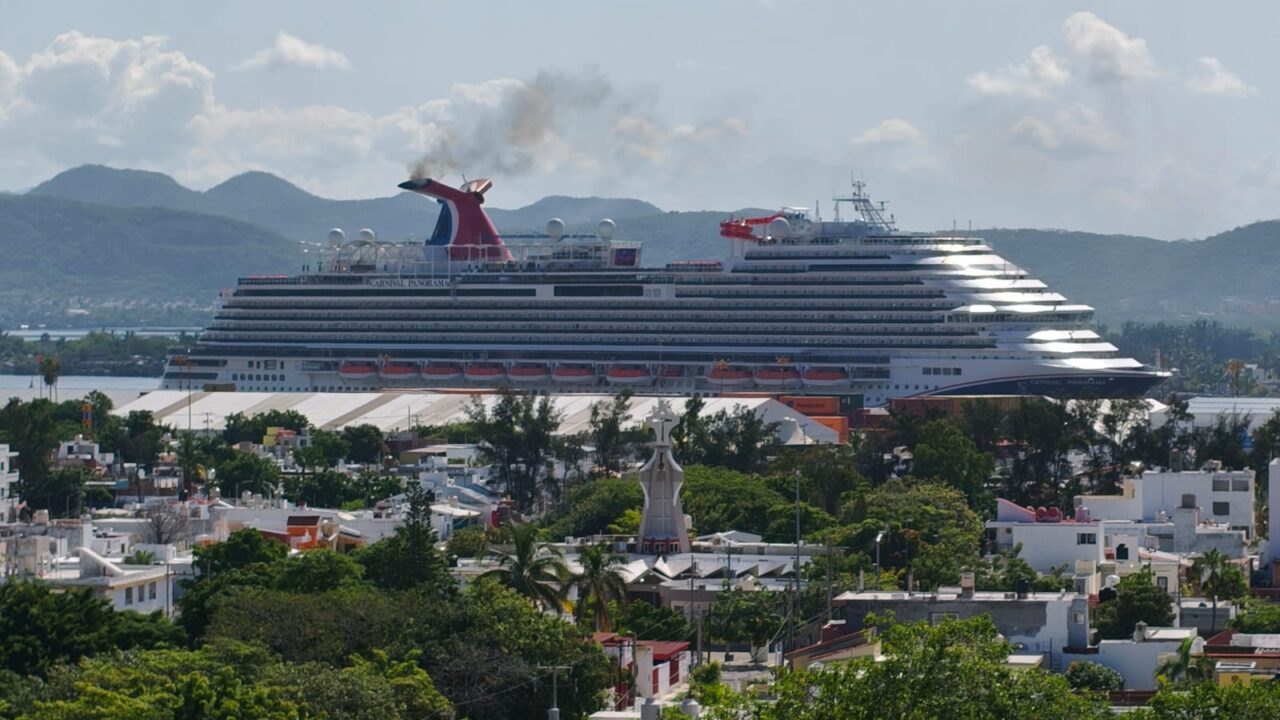 Recibe Mazatlán a más de 4,700 cruceristas este miércoles