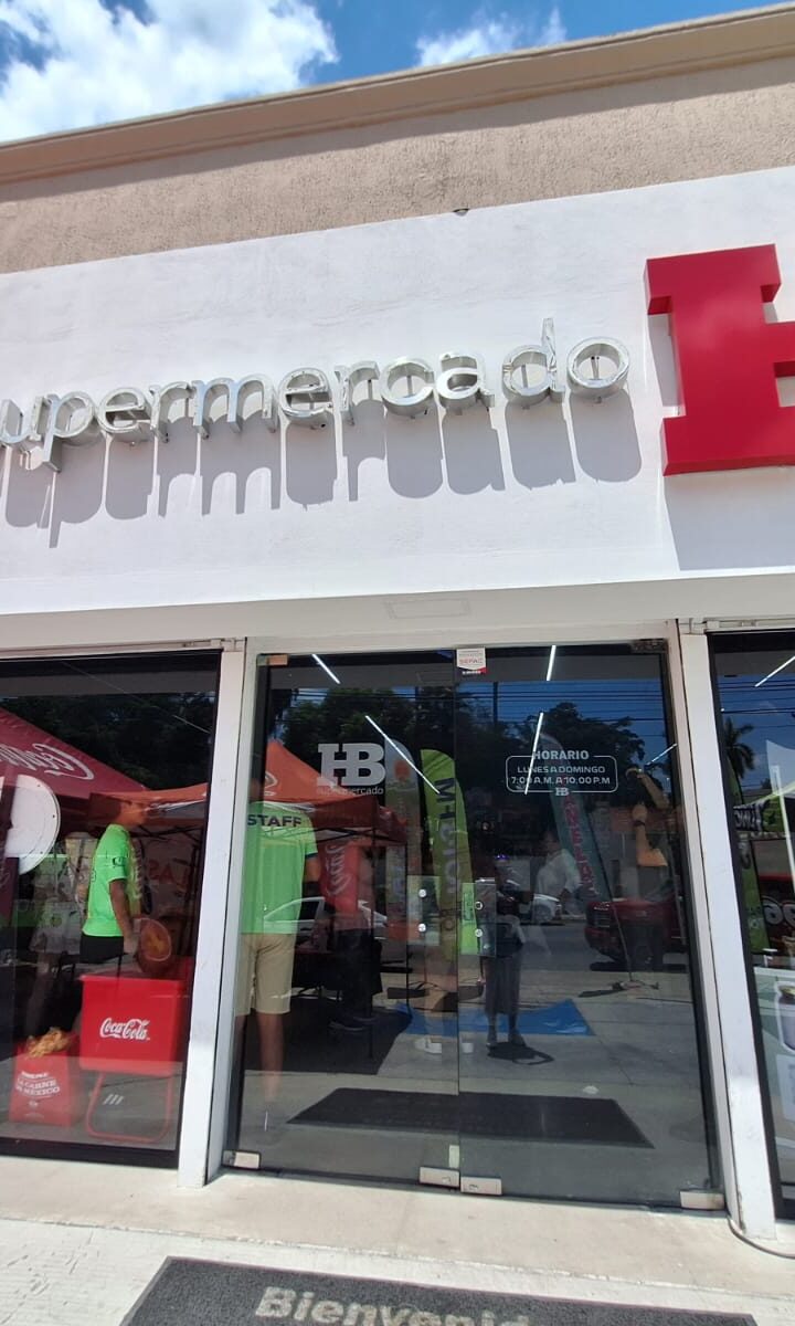 Supermercado HB festeja su primer aniversario en Los Mochis