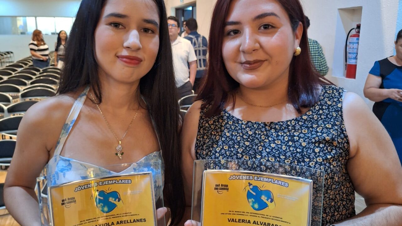 Valeria Alvarado y Cinthia Gaxiola integrantes de OCUS son reconocidas como Jóvenes Ejemplares 2026