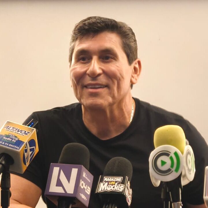 César Lozano llega con  “Felizmente imperfectos” y deja mensaje ante la violencia en Sinaloa
