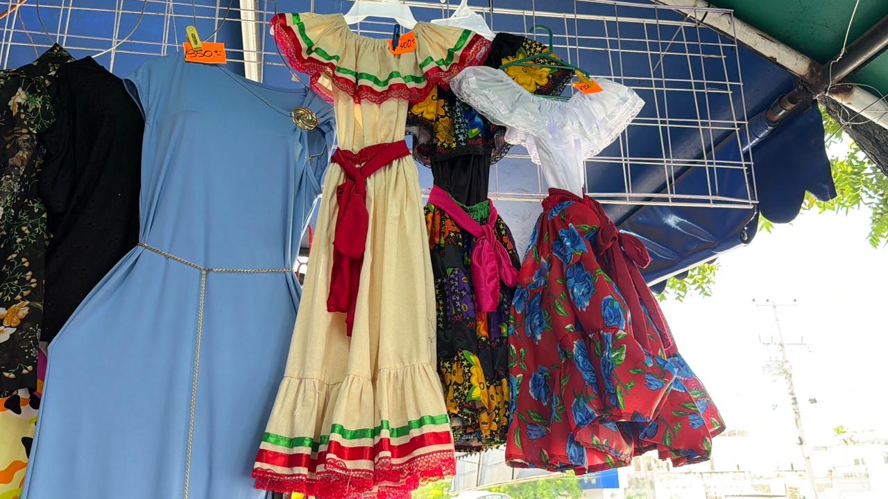 Comerciantes de Zona 030 se preparan para el 15 de Septiembre