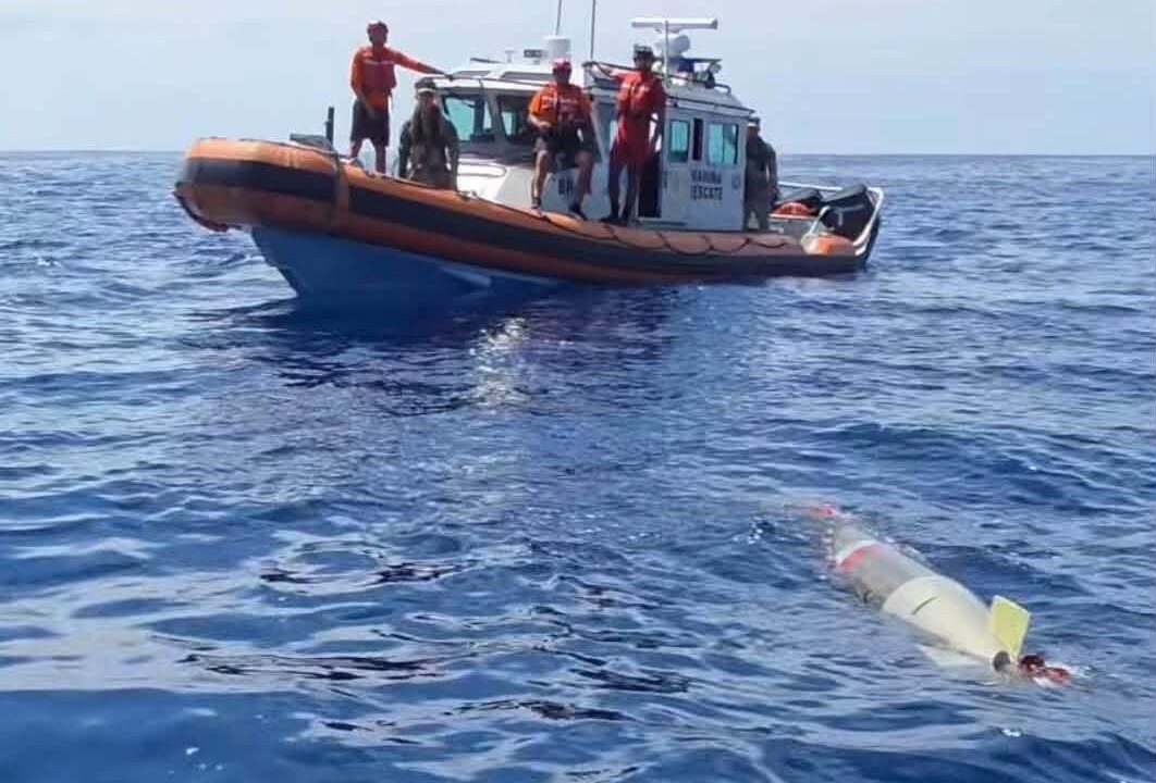 Pescadores localizan artefacto bélico frente a costas de Ensenada