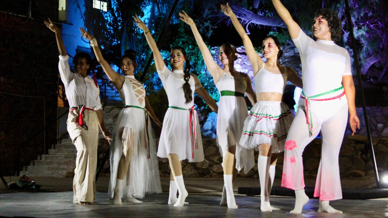 “Un Cielo Tricolor” celebra el orgullo de ser mexicano a través del circo y la danza