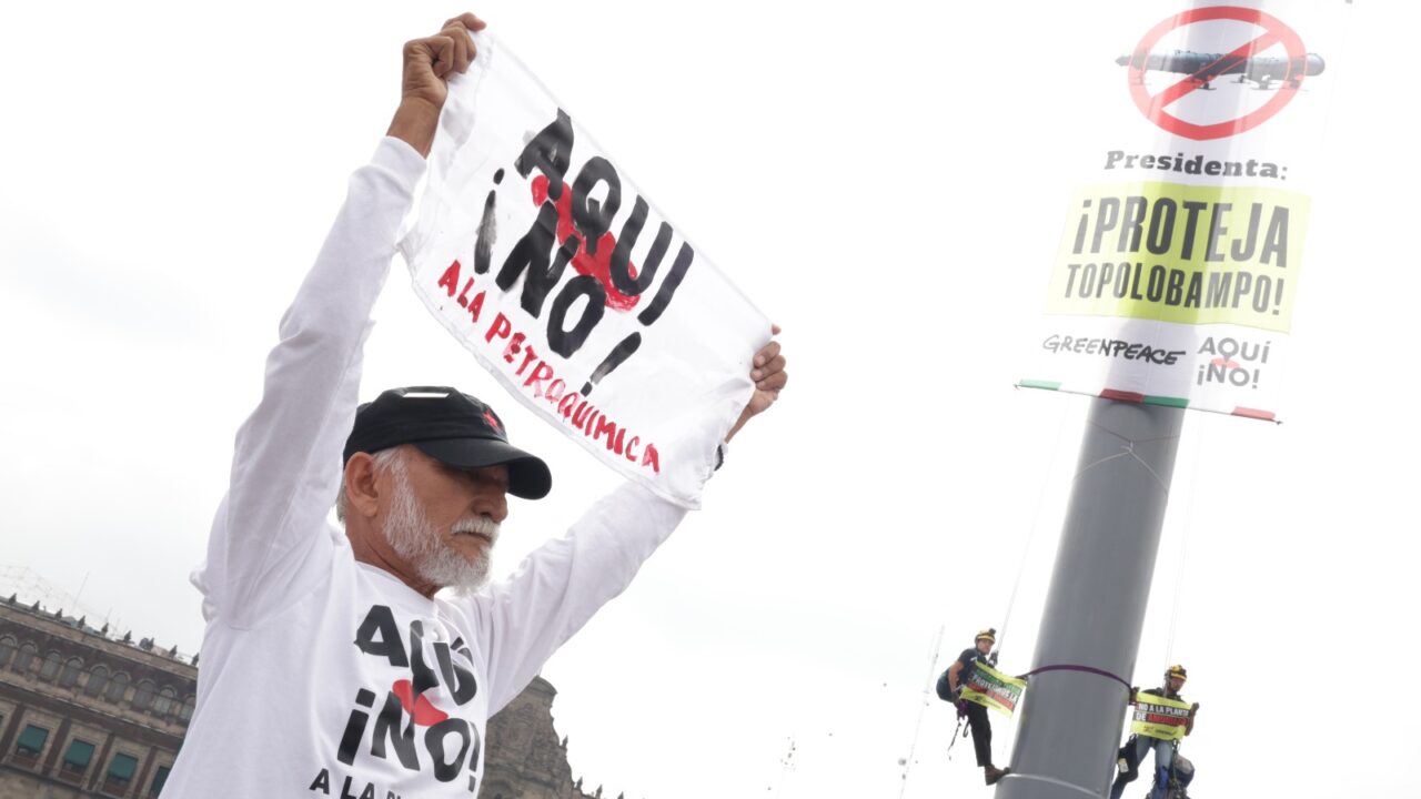¡Aquí No! y Greenpeace Lleva mensaje hasta el Zócalo en ciudad de México
