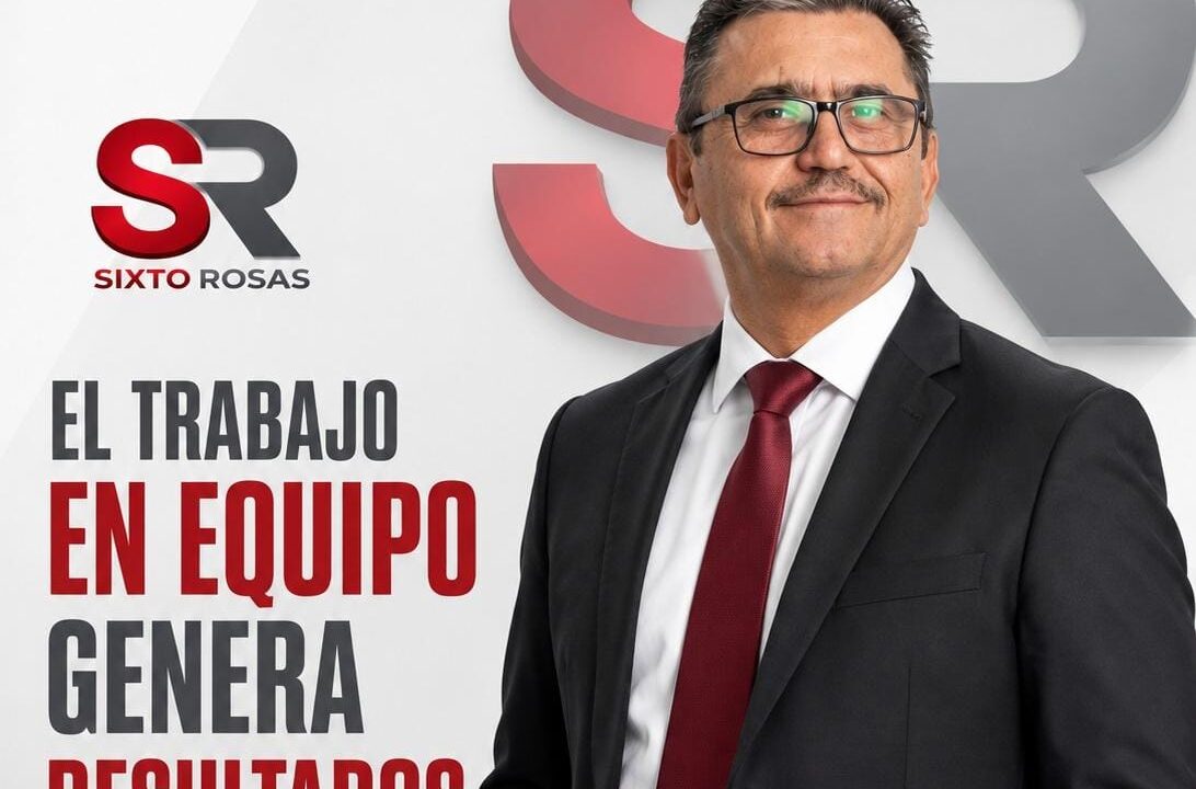 El profe Sixto Rosas levanta la mano por la Coordinación Municipal de la Defensa de la 4T en Ahome