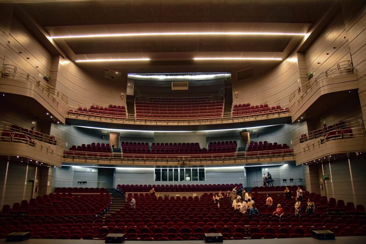 IMCA y autoridades municipales realizan recorrido físico del Teatro Ingenio en el marco de la entrega – recepción