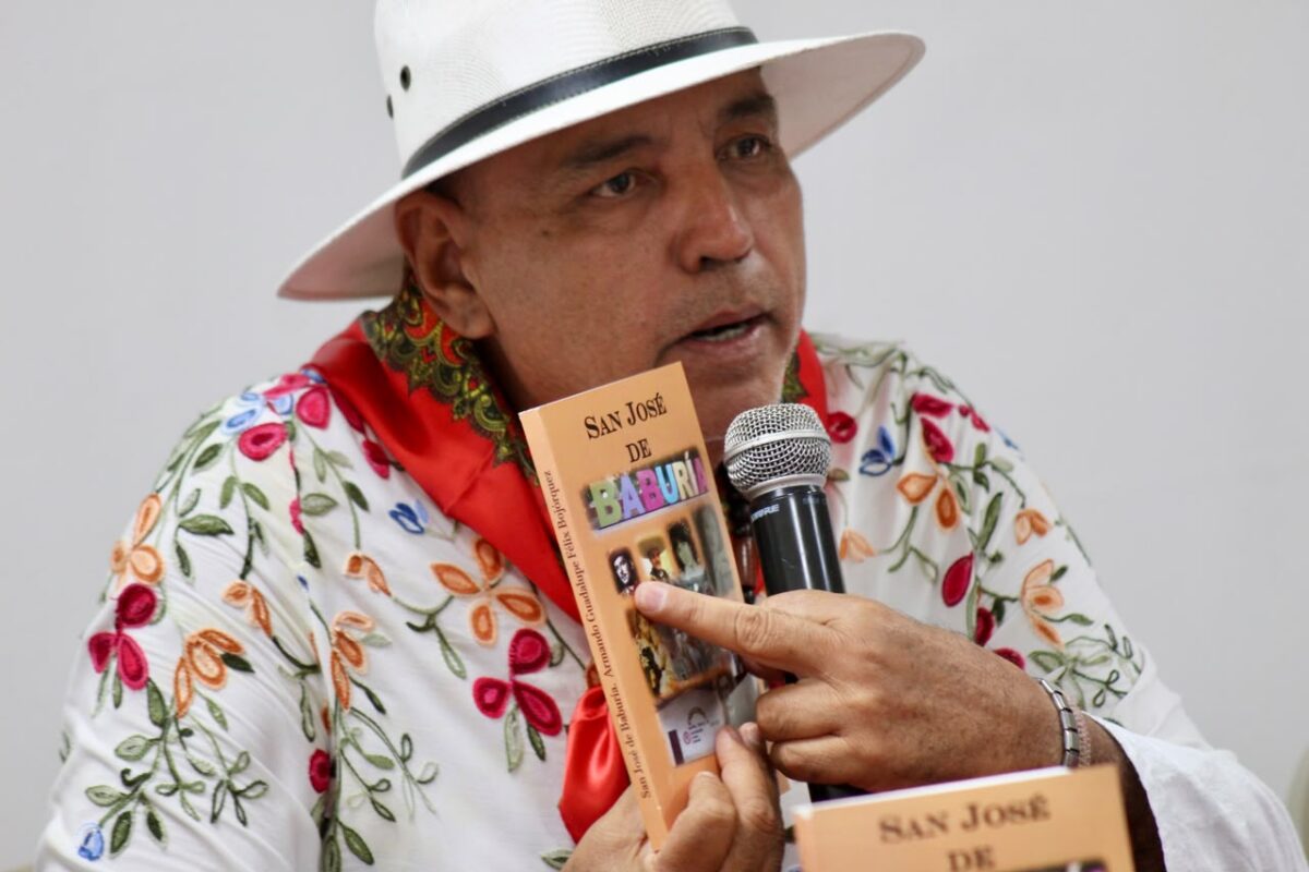 Armando Guadalupe presenta su libro “San José de Baburía”