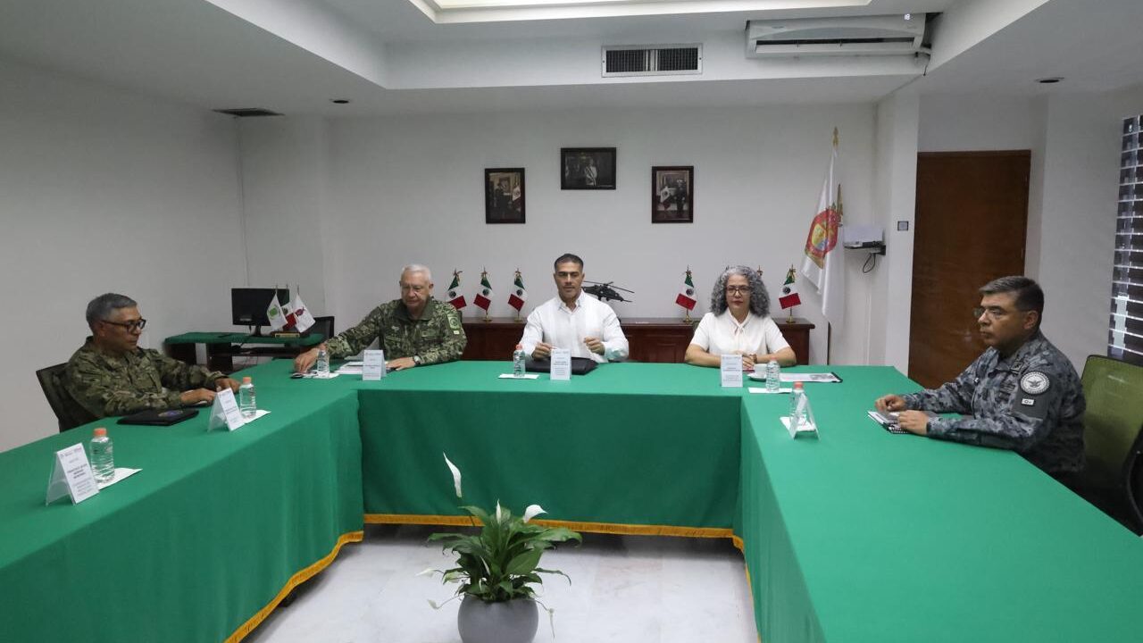 Gabinete de seguridad y Gobierno de Sinaloa acuerdan fortalecer acciones en Mazatlán