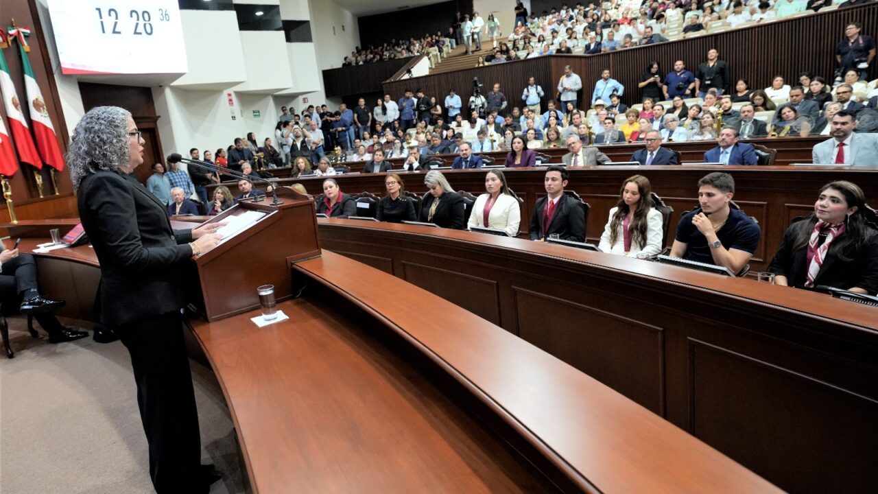 Entrega Congreso de Sinaloa Premio al Mérito Juvenil 202