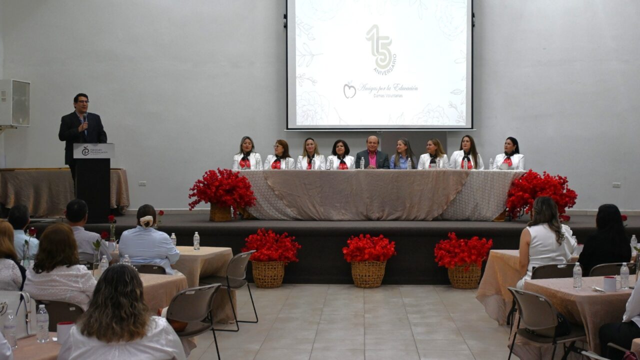 ‘Celebra «Amigas por la Educación» 15 años de voluntariado y compromiso con la educación’
