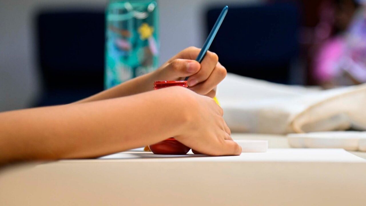 La UAS inaugura el tradicional Taller de Pintura Infantil de Verano en la Casa de la Cultura