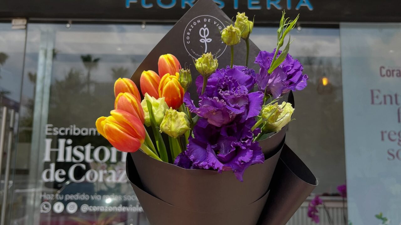 Corazón de Violeta: convertir el diseño floral en un modelo replicable