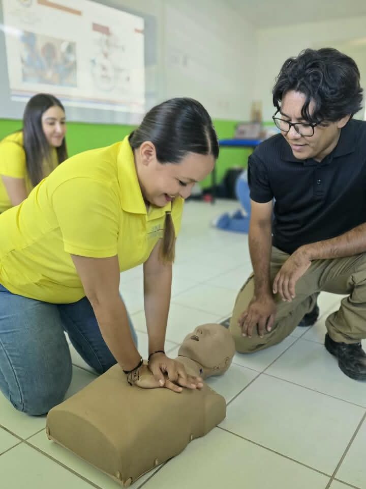 Con gran éxito se realiza Curso de Primeros Auxilios en Juan José Ríos
