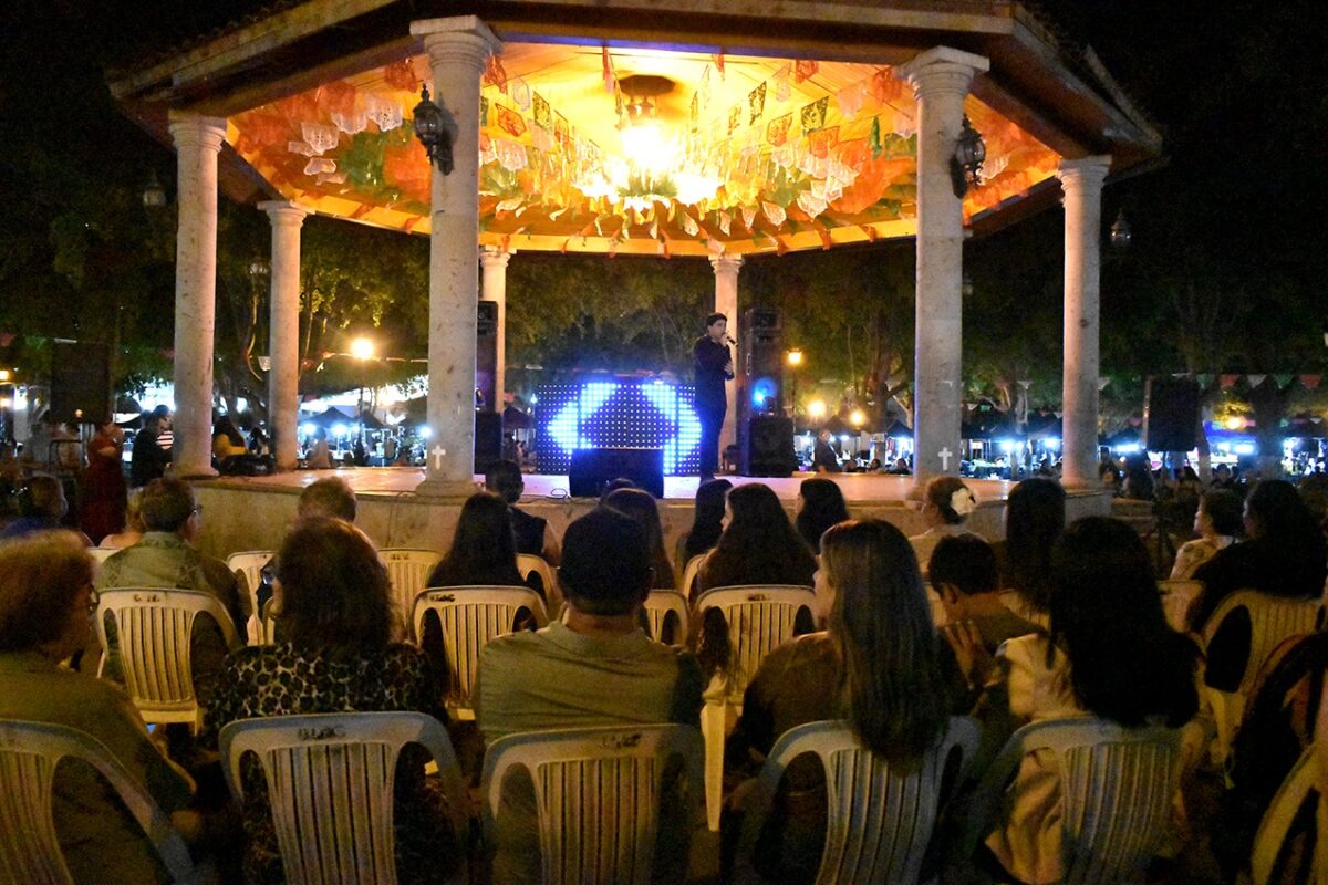 Música, talento y emociones en una nueva edición de Bohemia en la Plaza